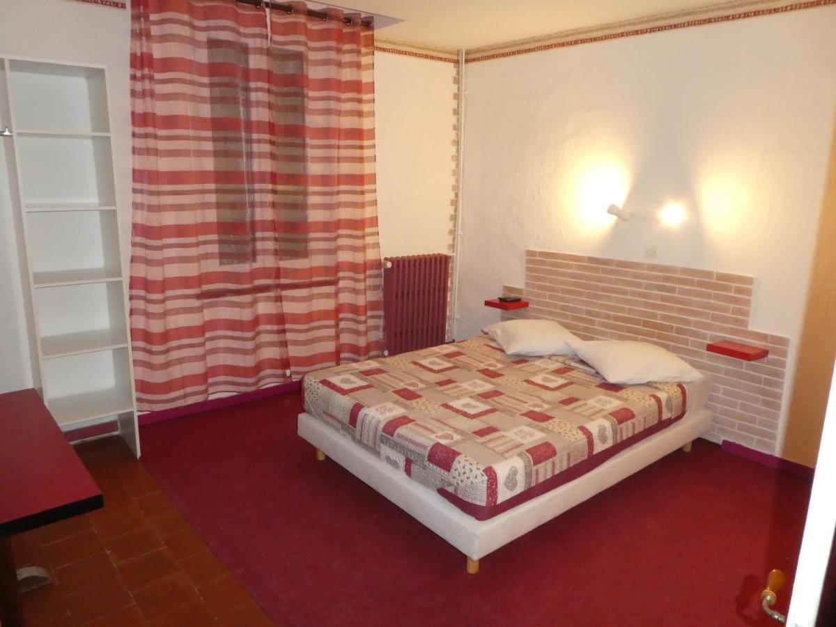 Etanit ! Etape Calme Et Parking Velo, Bicycle - Connection Tous A 1Mn Bus,Train Et Aeroport - Plein Centre De Beziers Pour Visiter,Manger - Chambres Climatisees, Spacieuses Amenagees Pour Singles, Couple, Et Ou Familles - Consigne Et Petit Dej En Plu Béziers Exterior foto