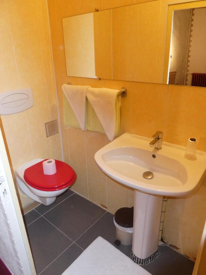 Etanit ! Etape Calme Et Parking Velo, Bicycle - Connection Tous A 1Mn Bus,Train Et Aeroport - Plein Centre De Beziers Pour Visiter,Manger - Chambres Climatisees, Spacieuses Amenagees Pour Singles, Couple, Et Ou Familles - Consigne Et Petit Dej En Plu Béziers Exterior foto